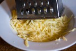 Käse reiben
